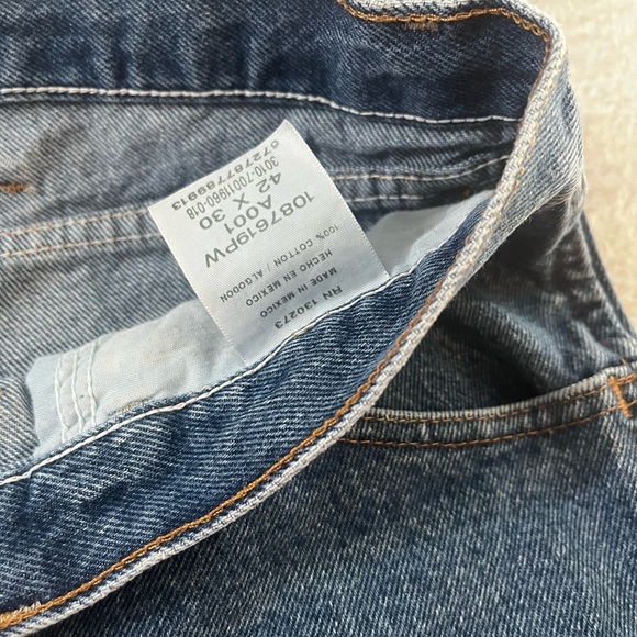 Rustler Blue Jeans 42x30 Regular Fit Straight Leg Medium Wash - Picture 2 of 3